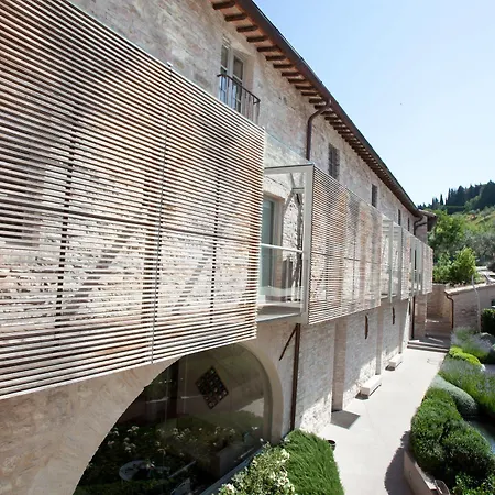 Nun Relais & Museum Hotel Assisi